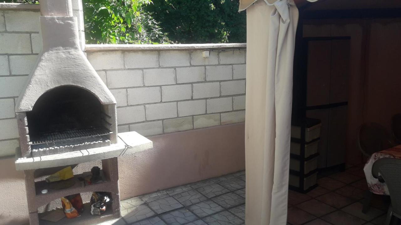 דירות וארנה Студия В Комплексе Rozali מראה חיצוני תמונה
